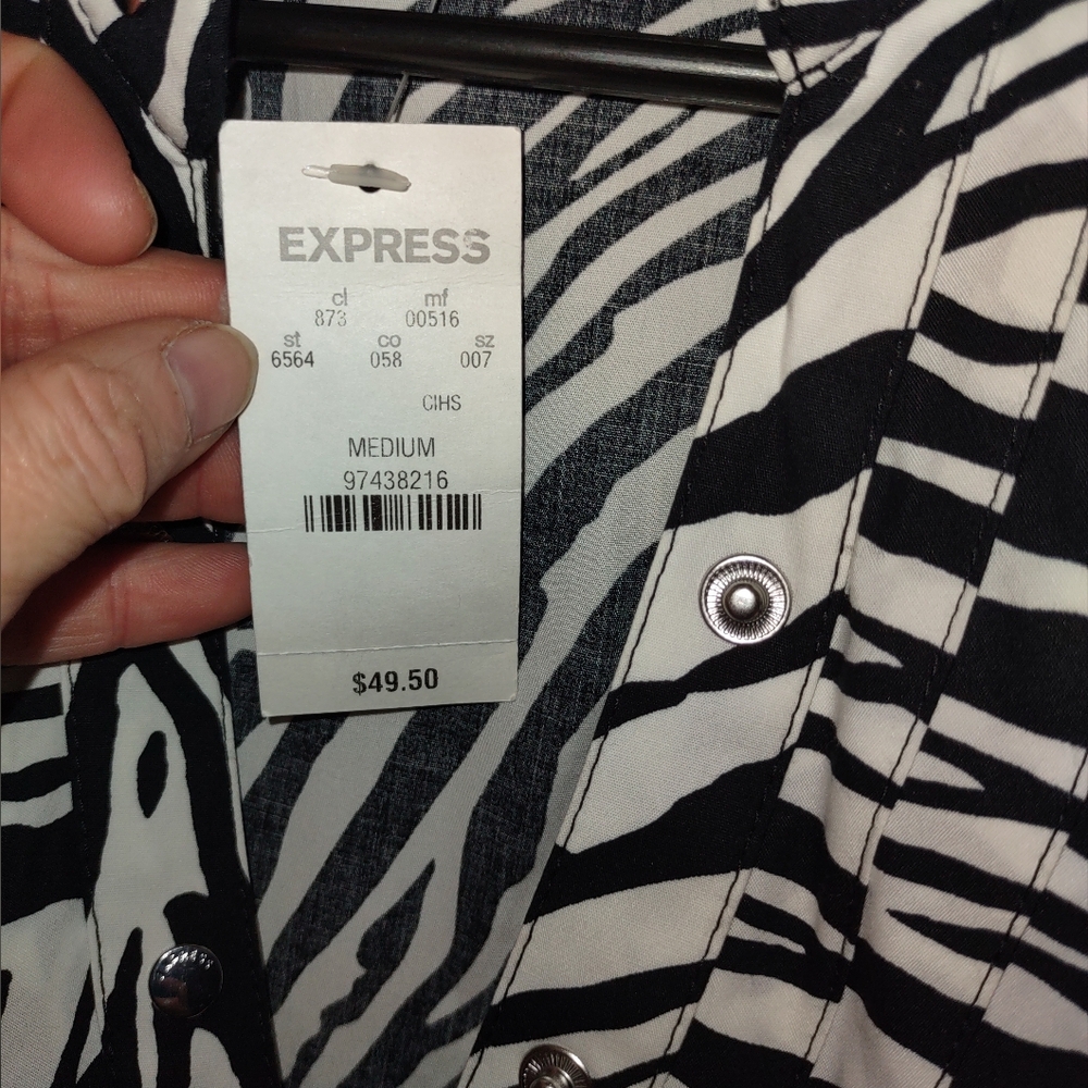 Express Monochrome Zebra Pattern Blouse